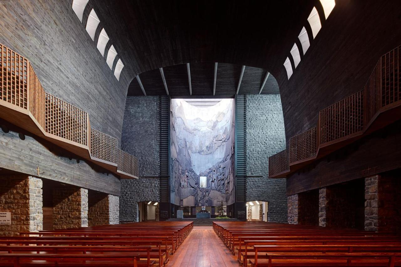 Iraipe Santuario De Arantzazu Hotel Oñate エクステリア 写真