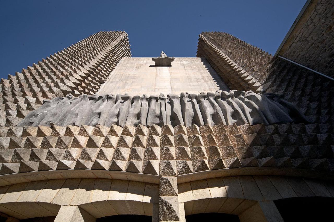Iraipe Santuario De Arantzazu Hotel Oñate エクステリア 写真